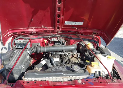 1999 Jeep Wrangler Sport z USA, uszkodzony, nr VIN 1J4FY19S9XP481181